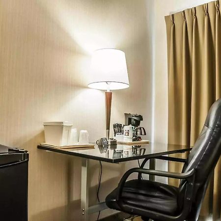 Comfort Inn Sept-Îles Kültér fotó