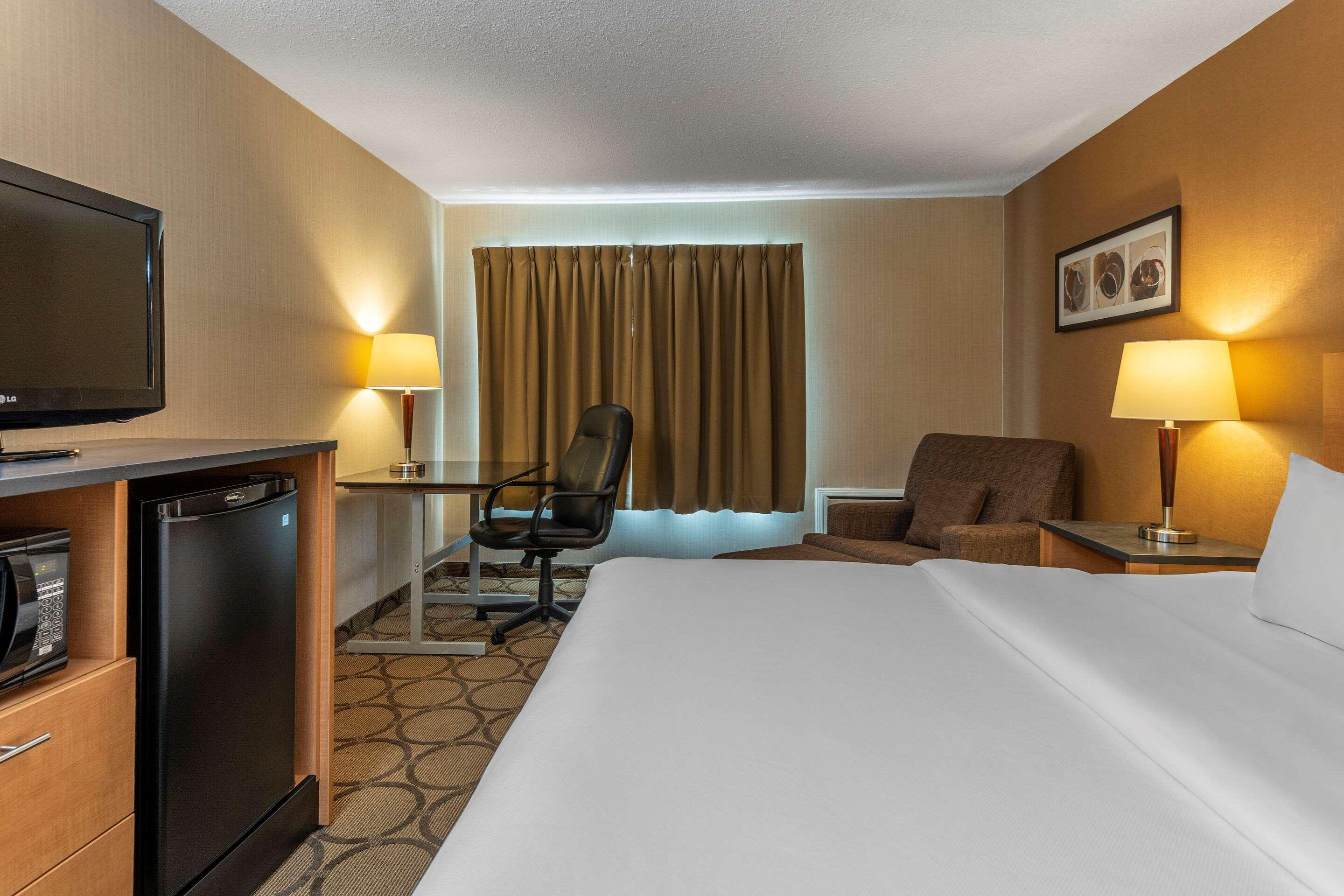 Comfort Inn Sept-Îles Kültér fotó