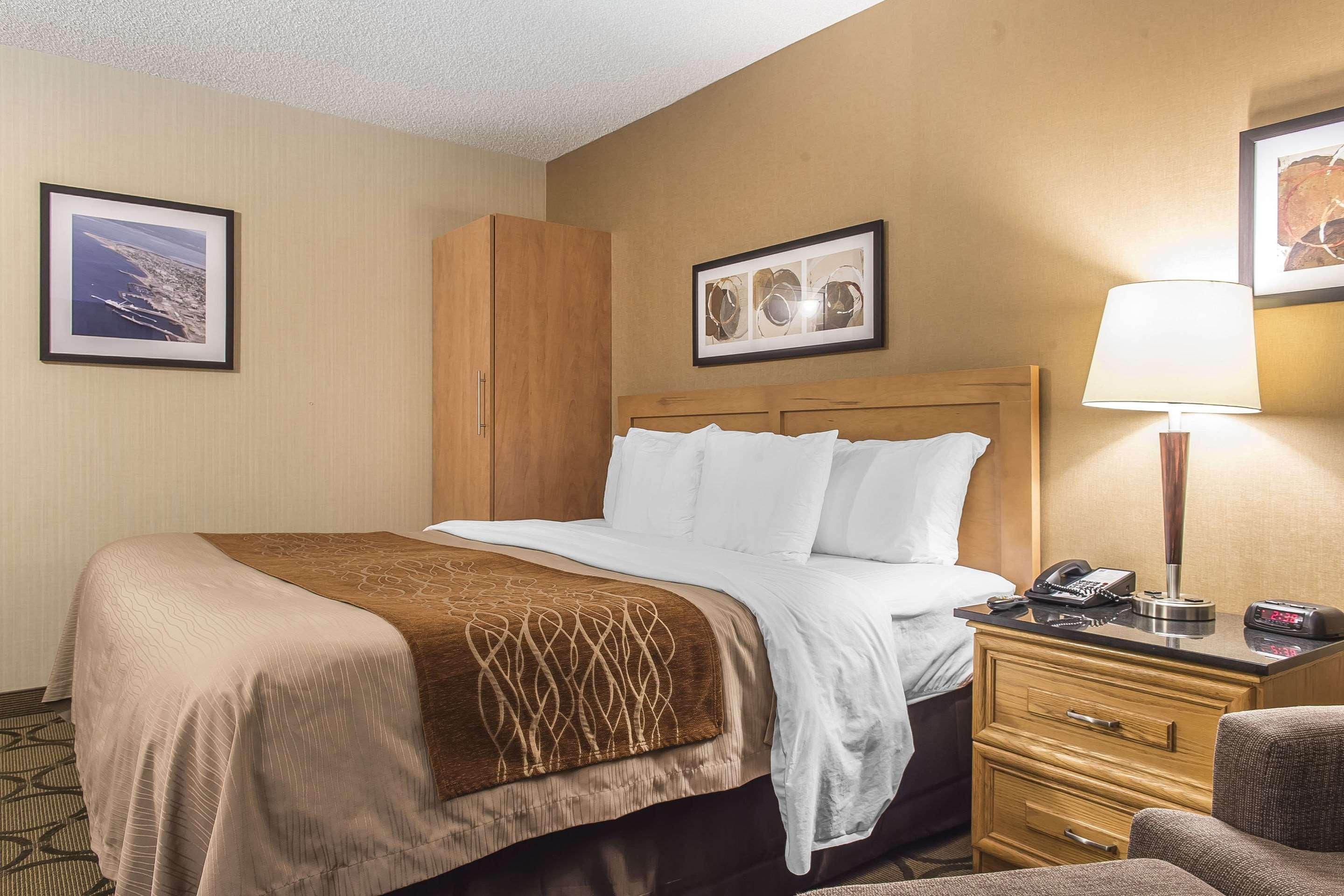 Comfort Inn Sept-Îles Kültér fotó