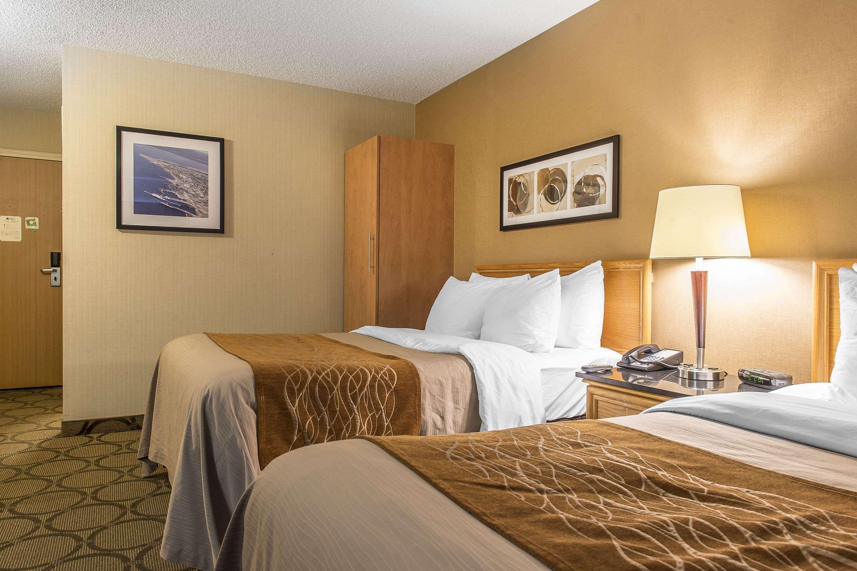 Comfort Inn Sept-Îles Kültér fotó